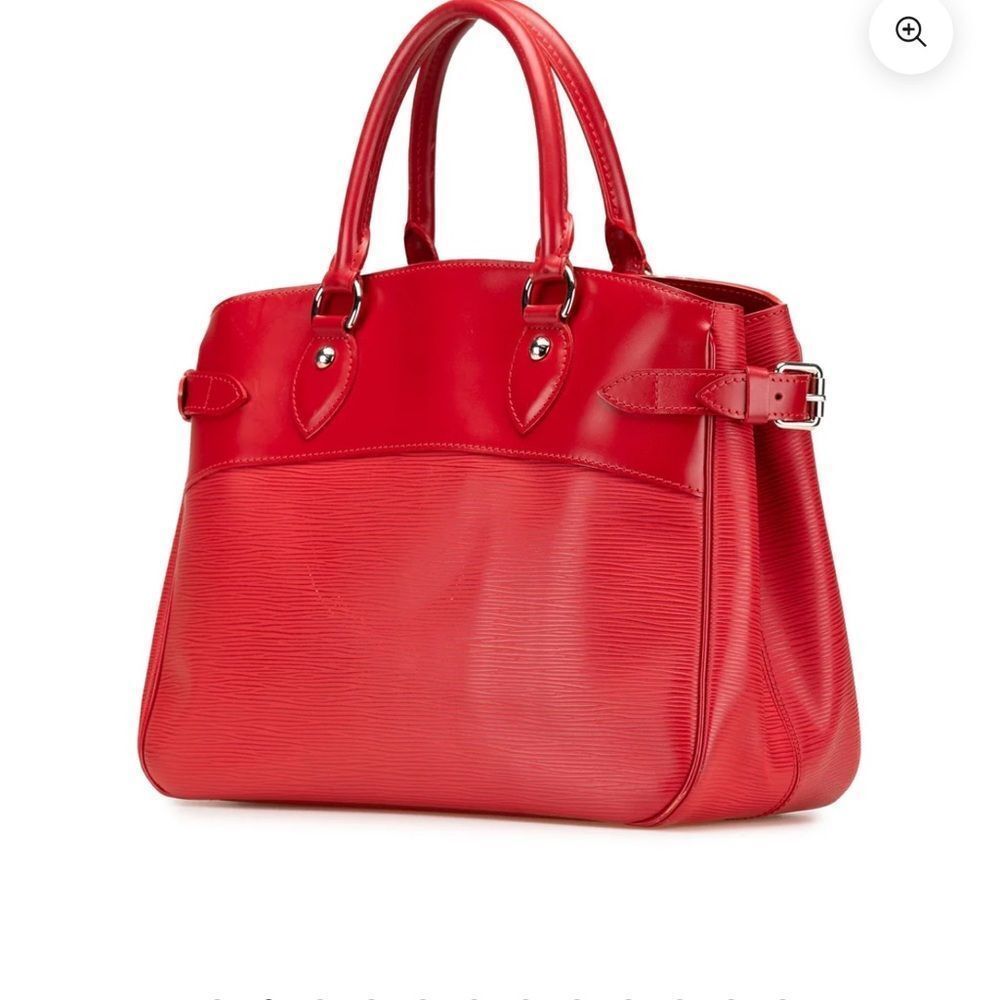 Rare Vintage Louis Vuitton Red Women's Handbag